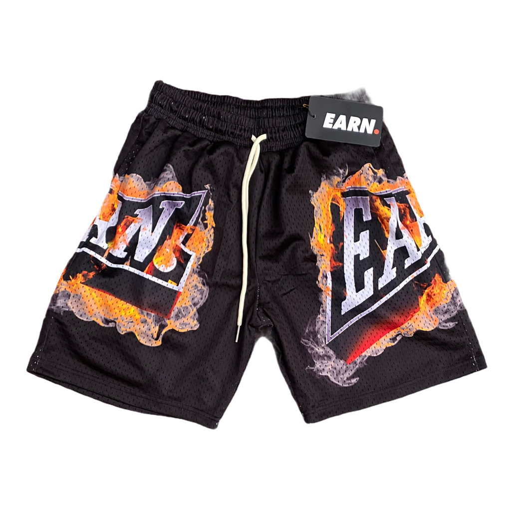 EARN HEAT SHORTS (BLACK)